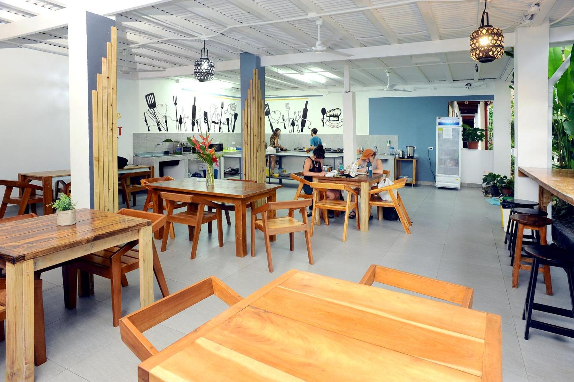 Private Fully Furnished Home At Wide Mouth Frog Hostel كيبوس المظهر الخارجي الصورة