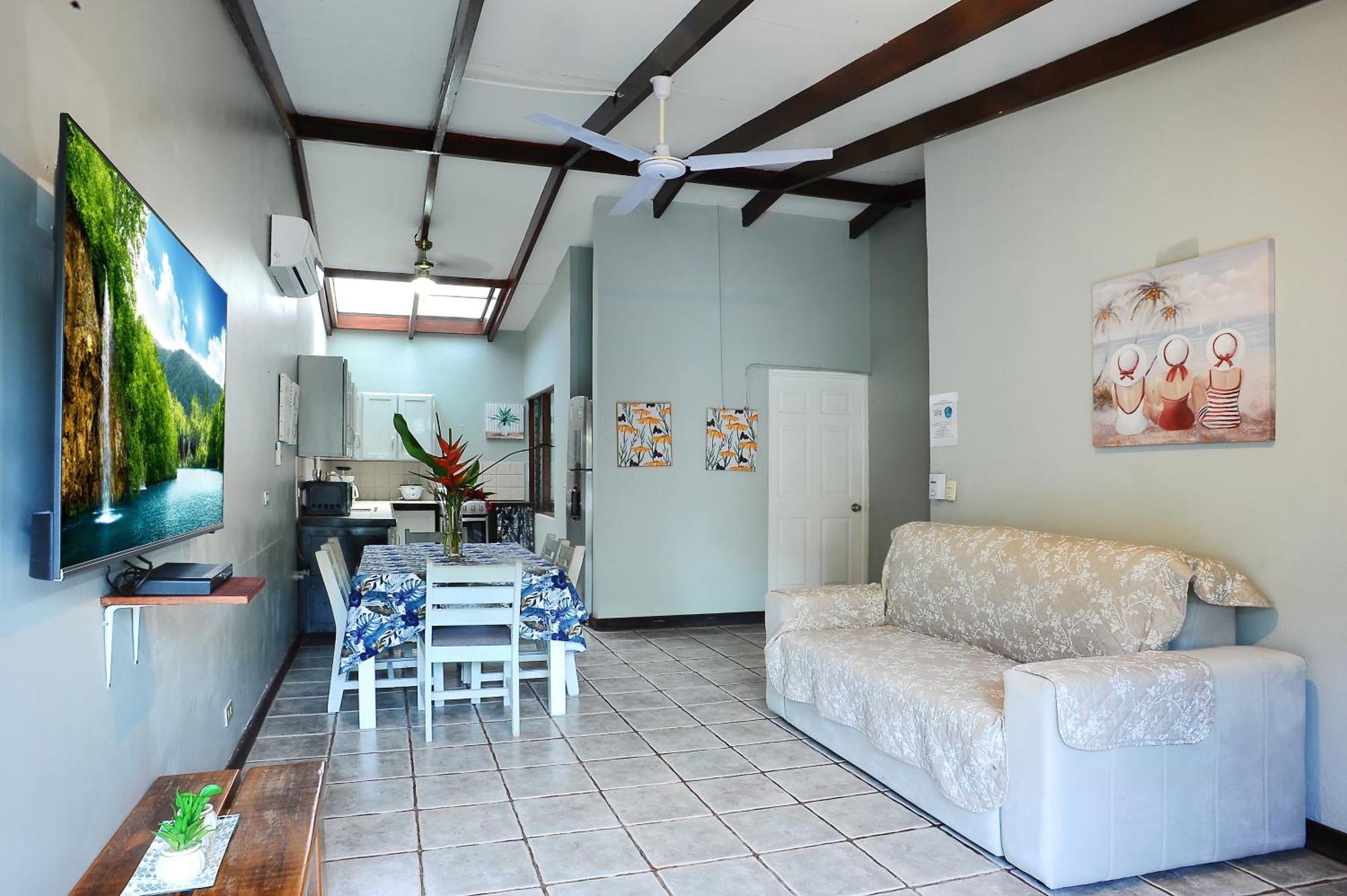 Private Fully Furnished Home At Wide Mouth Frog Hostel كيبوس المظهر الخارجي الصورة