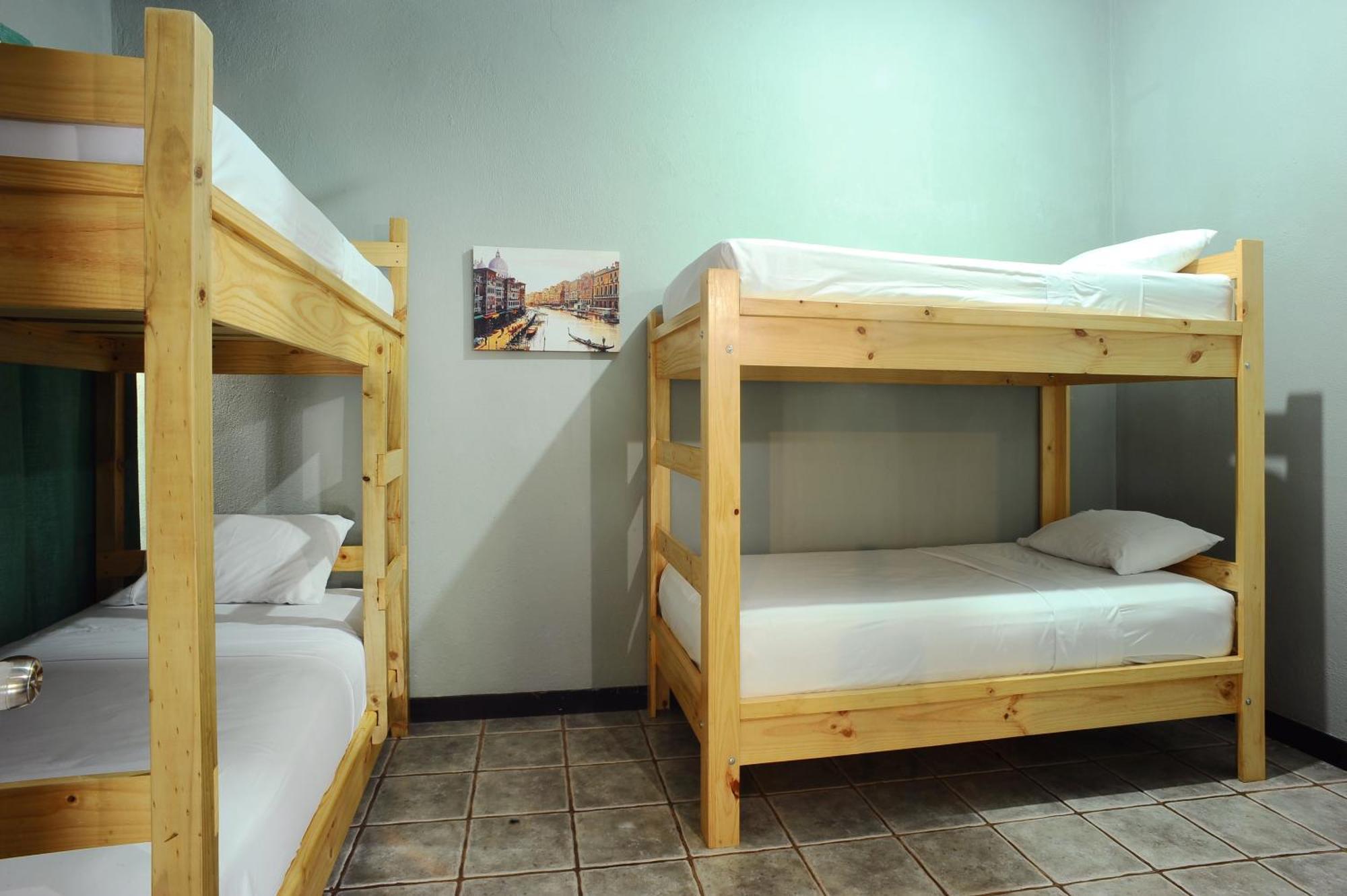 Private Fully Furnished Home At Wide Mouth Frog Hostel كيبوس المظهر الخارجي الصورة