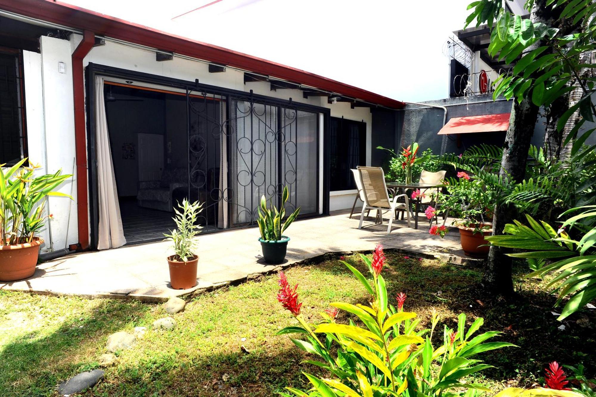 Private Fully Furnished Home At Wide Mouth Frog Hostel كيبوس المظهر الخارجي الصورة